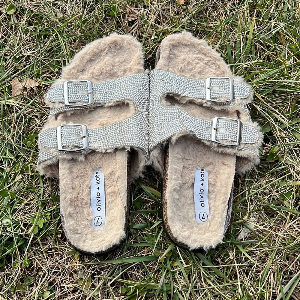 Olivia + kate  rhinestone  footbed sandals w size 9 NWOB